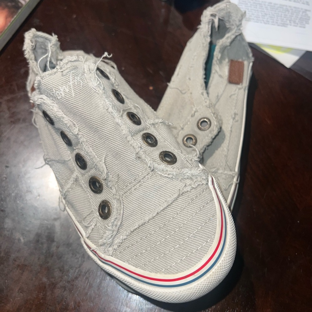 Blowfish Gray Canvas Sneakers with Rubber Toe Caps